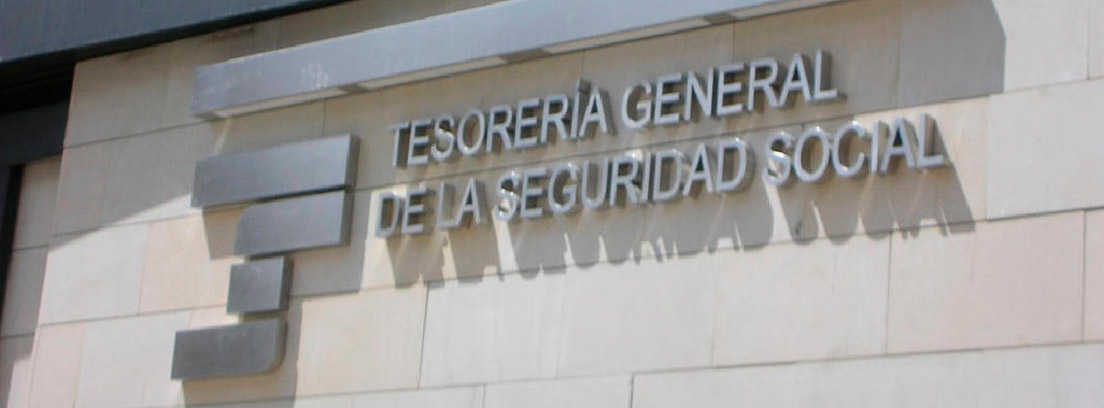 Jubilación de un funcionario en ayuntamiento