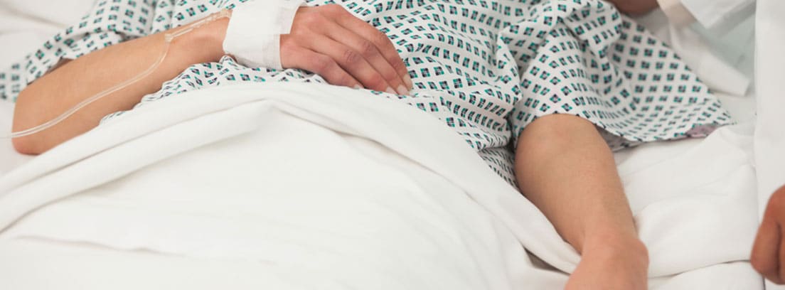 Días por hospitalización