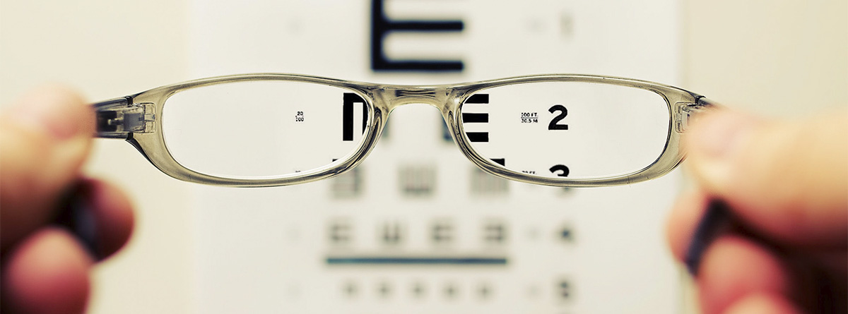 Mi empresa, ¿me tiene que pagar las gafas?